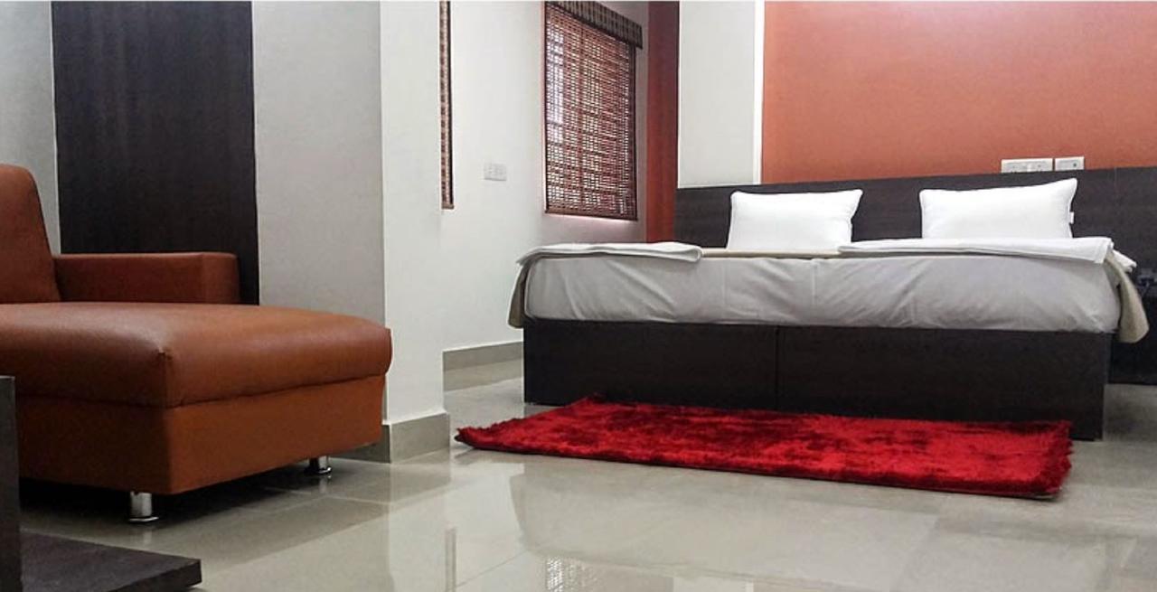 העיר בנגלור Ebenezer Suites מראה חיצוני תמונה